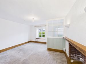 Sitting Room- click for photo gallery